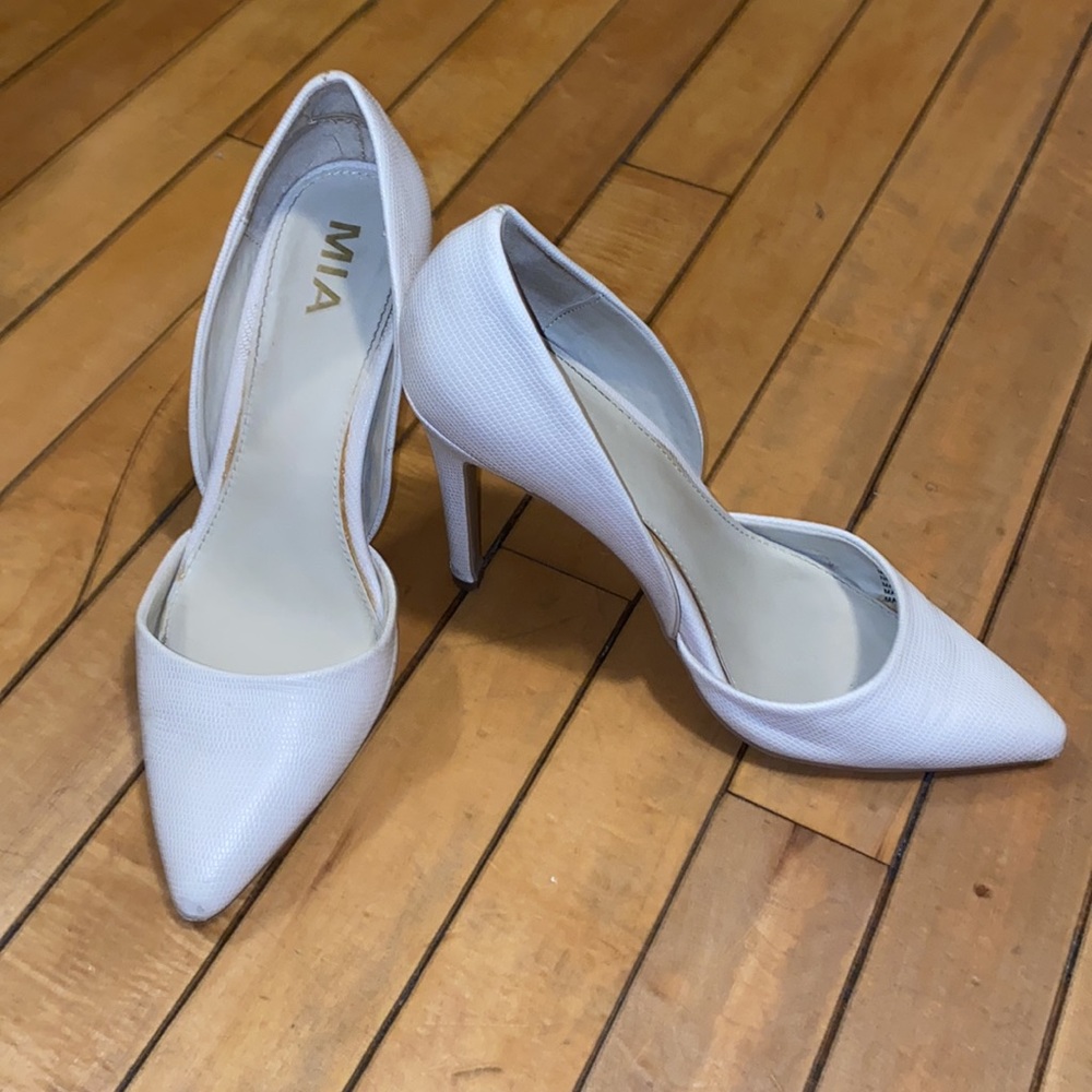 D’Orsay heels